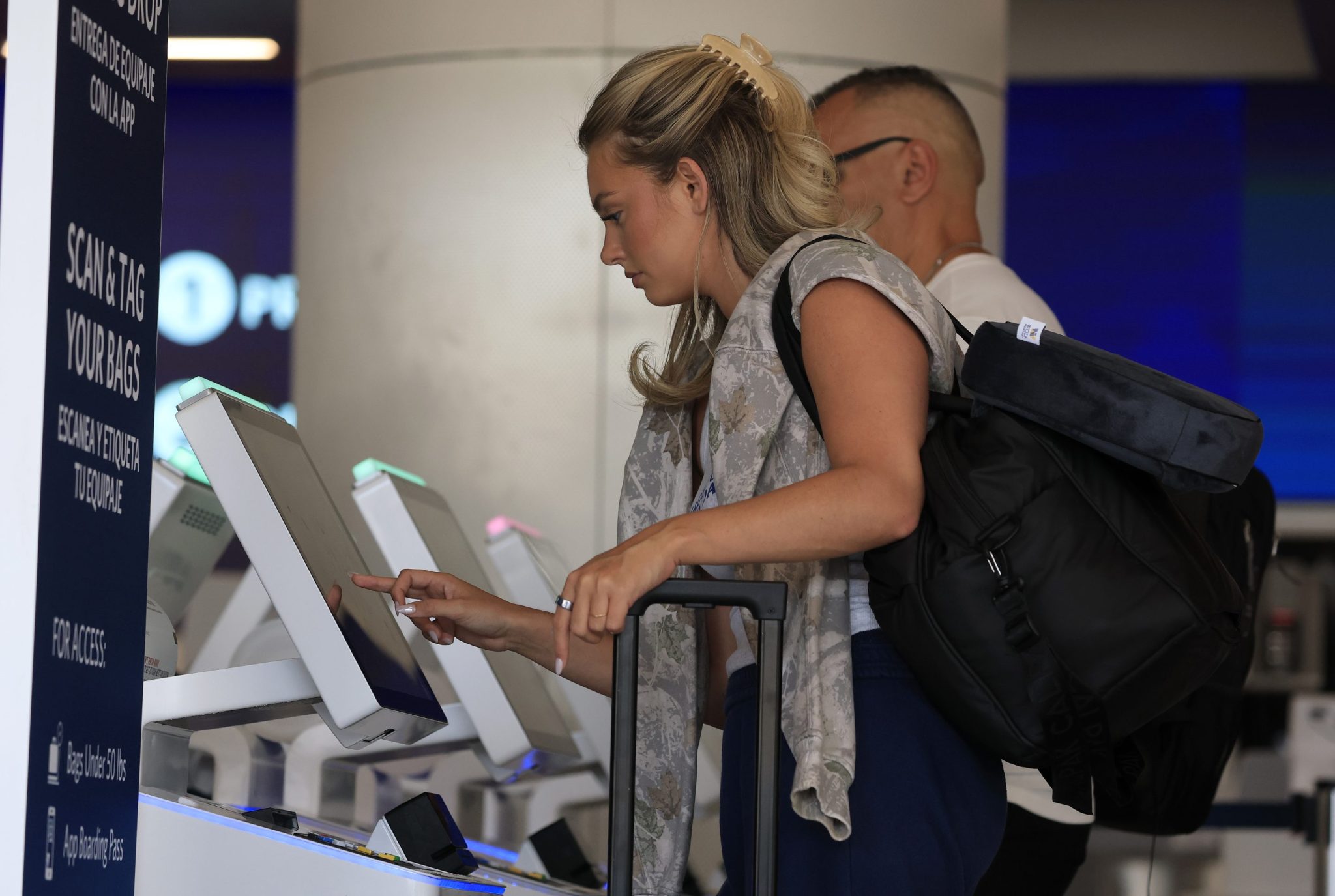 ‘You can expect prices to be high and stay high’: Domestic airfare is skyrocketing faster than international flight costs, despite using less jet fuel