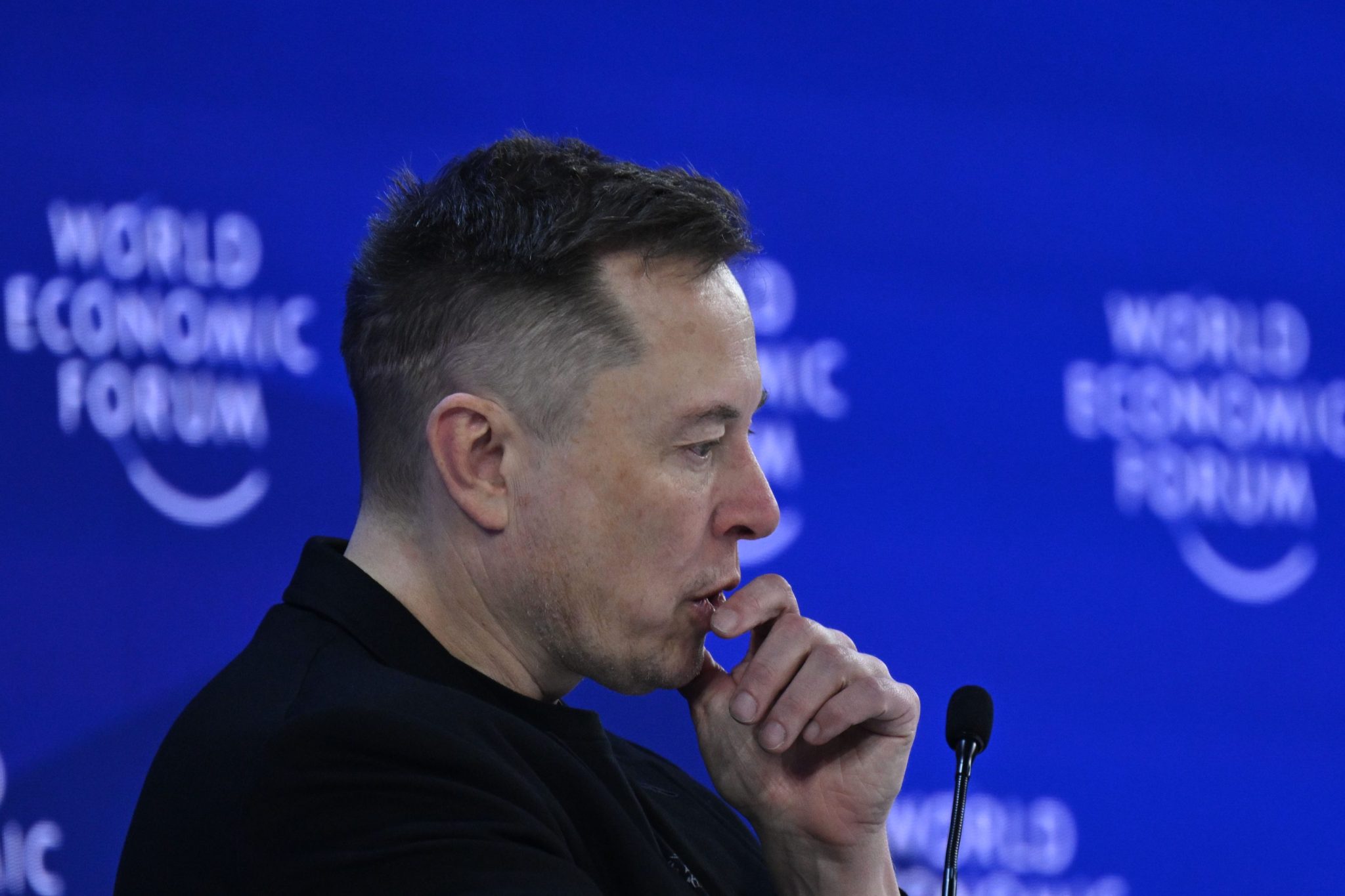 SpaceX’s supervoting shares put a decades-old governance debate back in play